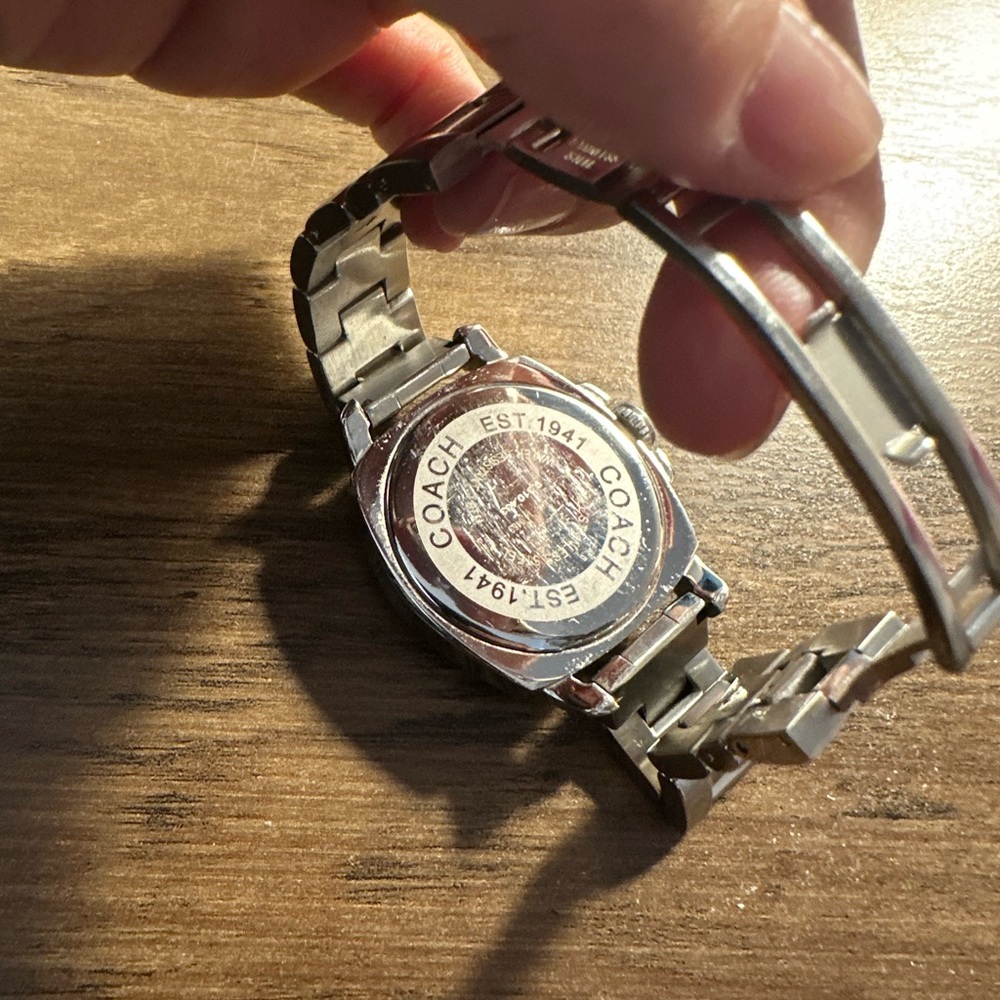 Coach Watch - Picture 3 of 4